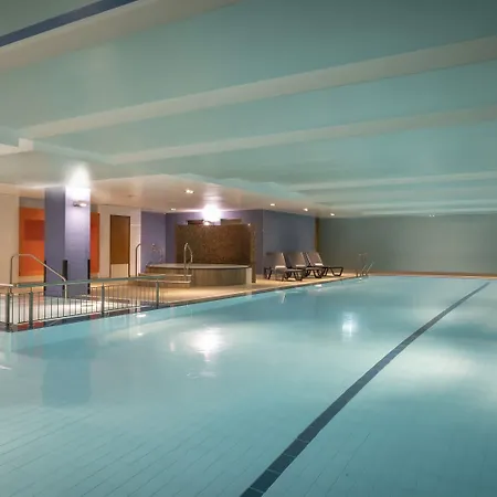 Clayton فندق كورك